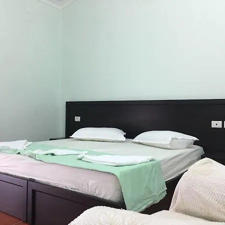 Simeone Hotel